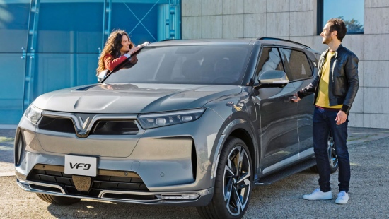 đầu xe vinfast vf9